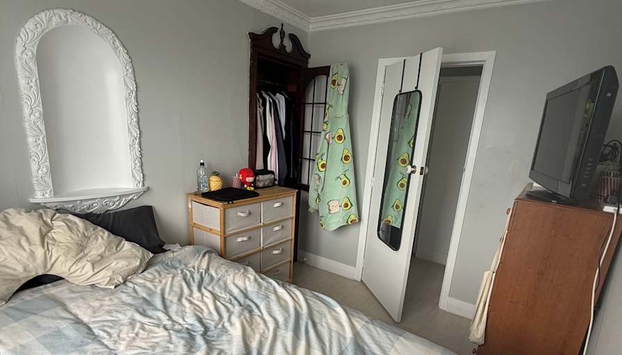 Shontelle's room