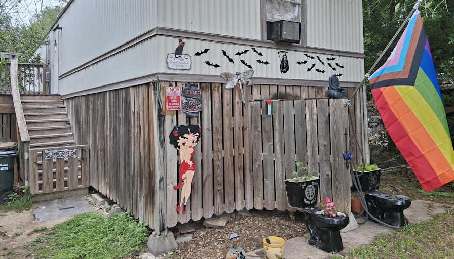 Randy's room