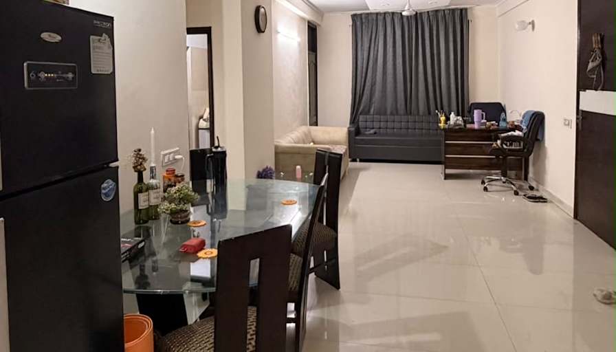 Priyanshi's room