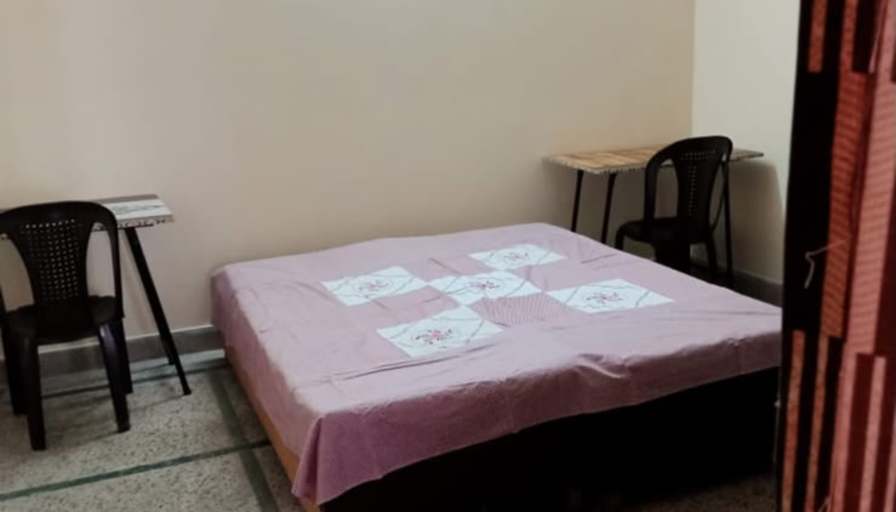Swasti's room