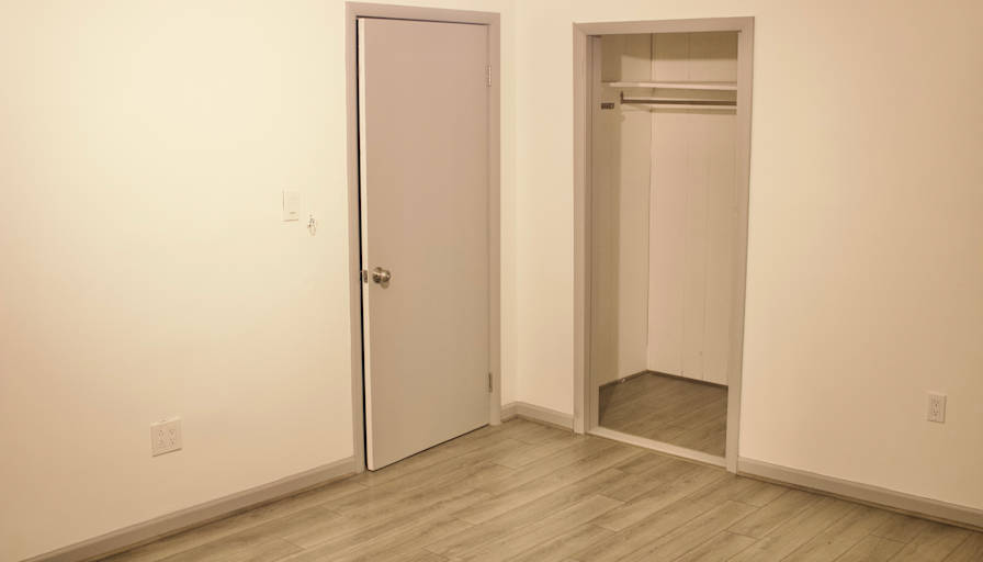 Montgomery St.'s room