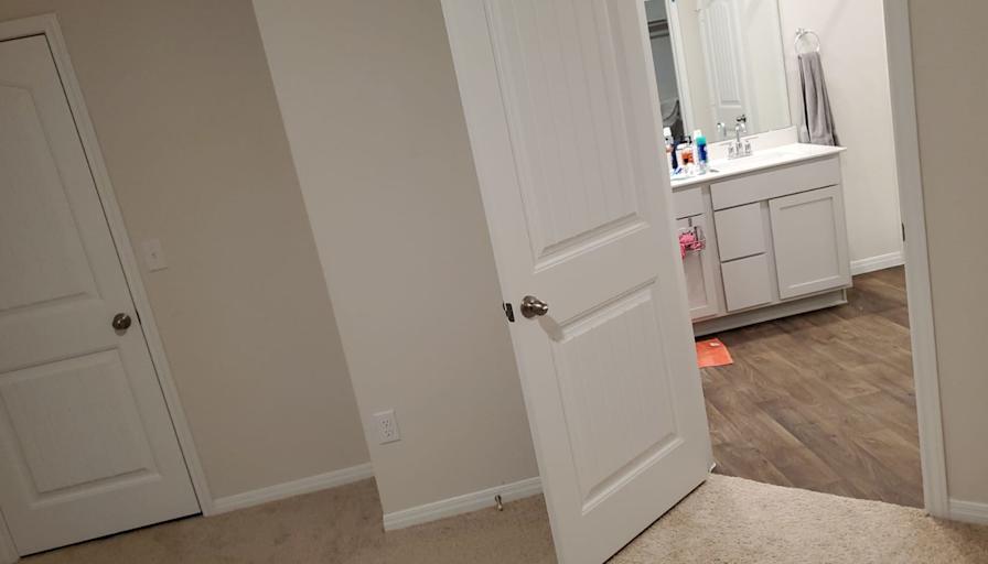 Akshay's room