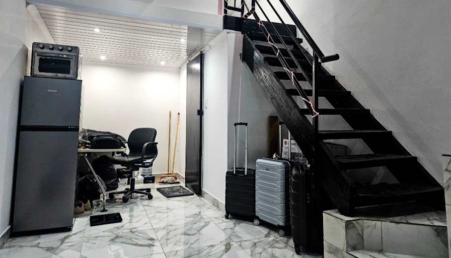 Daniel's room