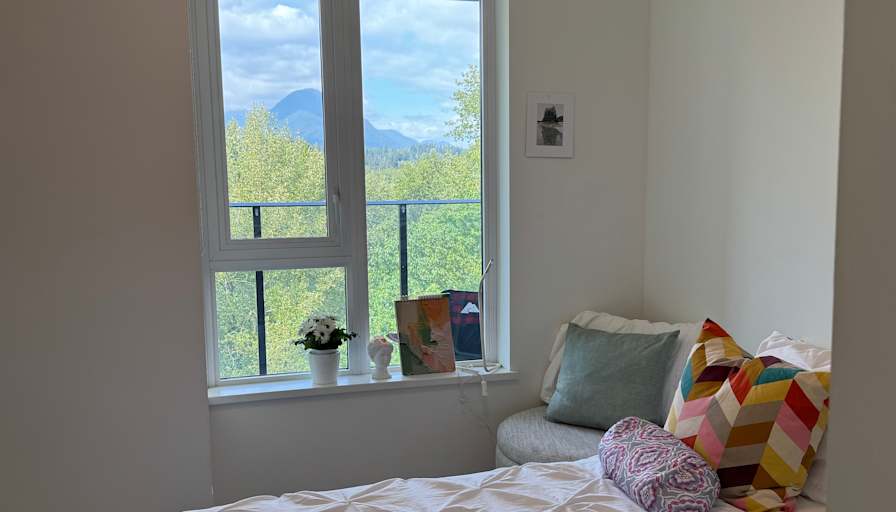 Van House's room