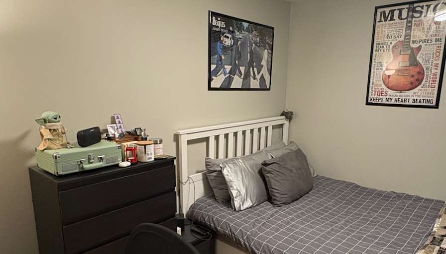 akhil jain's room