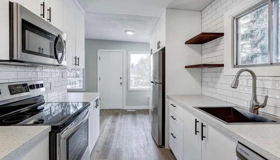 Katie McAlpine's room