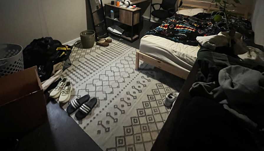 Vivian's room