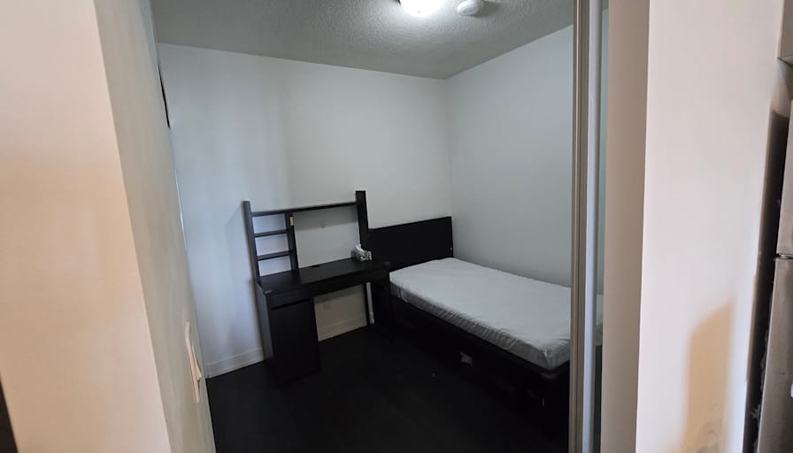 Yuki's room