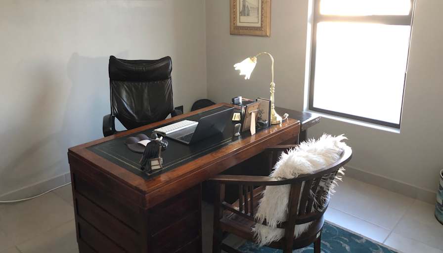 JAMES THOMPSON's room