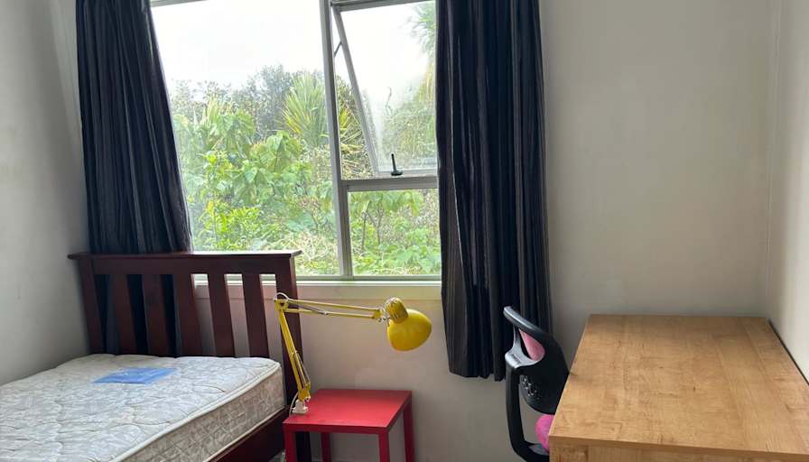 Jennifer's room