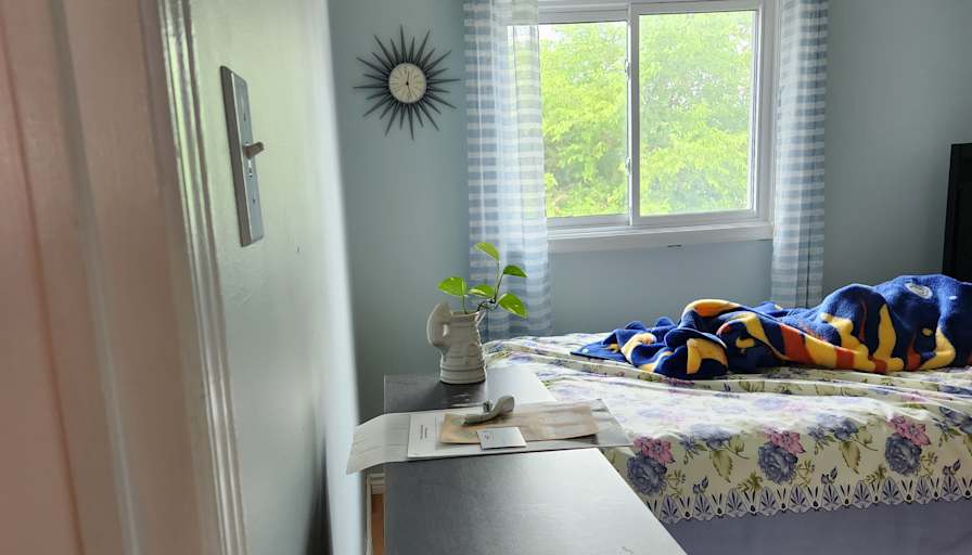Syl's room