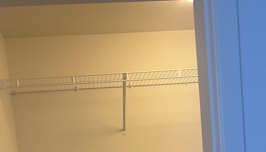 Akwesman's room