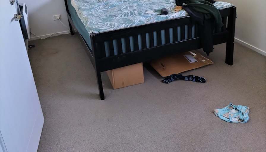 Greg's room