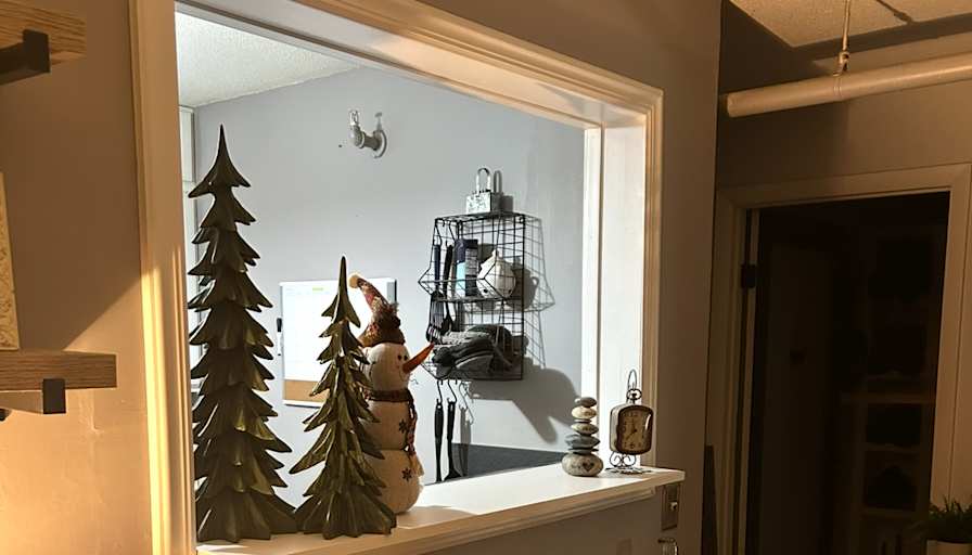 Timothy Lemnah's room