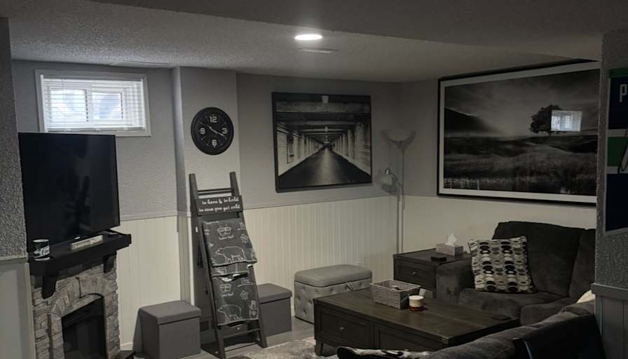Travis's room