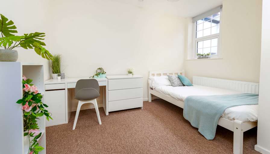 Home Accommodation's room