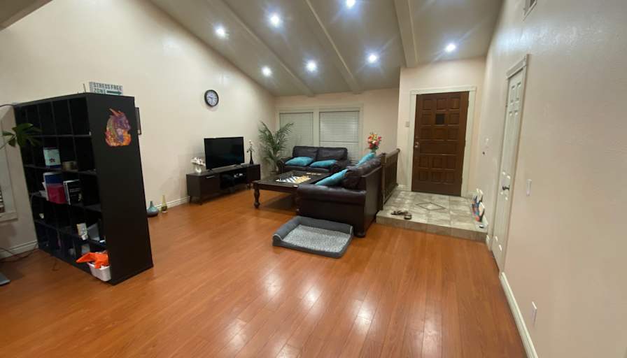 Salman's room