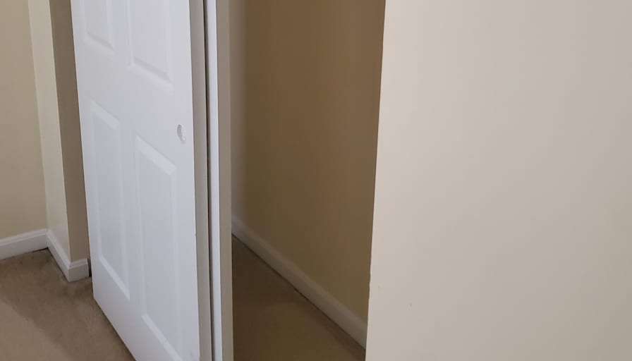 Gordon's room