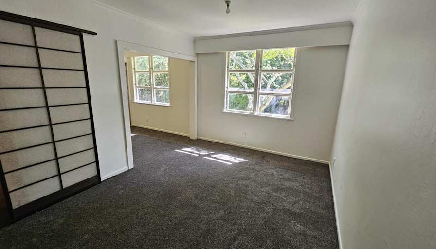 Sez's room