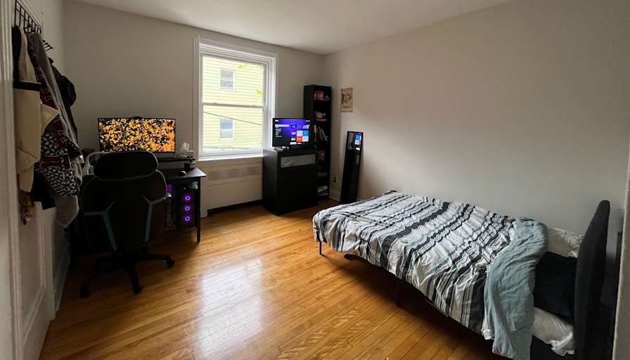 Kathir Hector's room