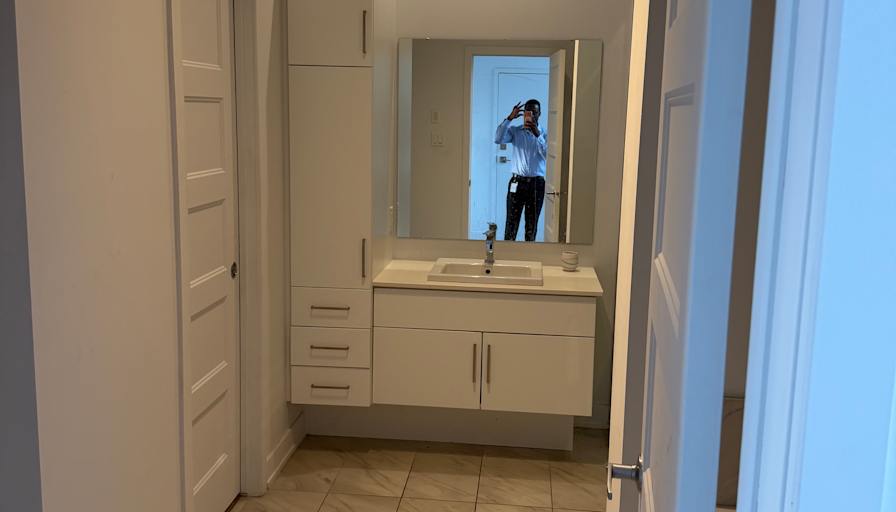 Desmond's room