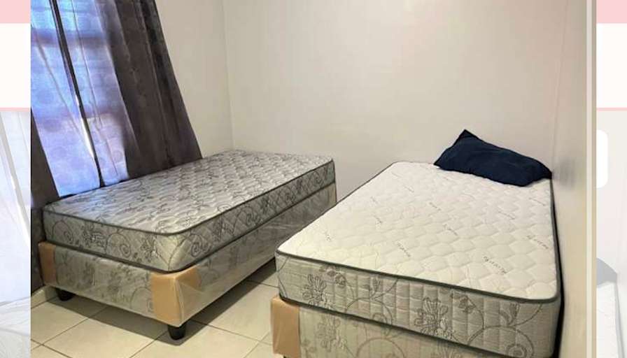 Cameren Hendricks's room
