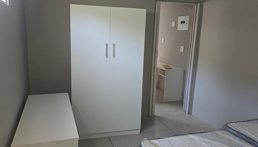 Faiek Meyer's room