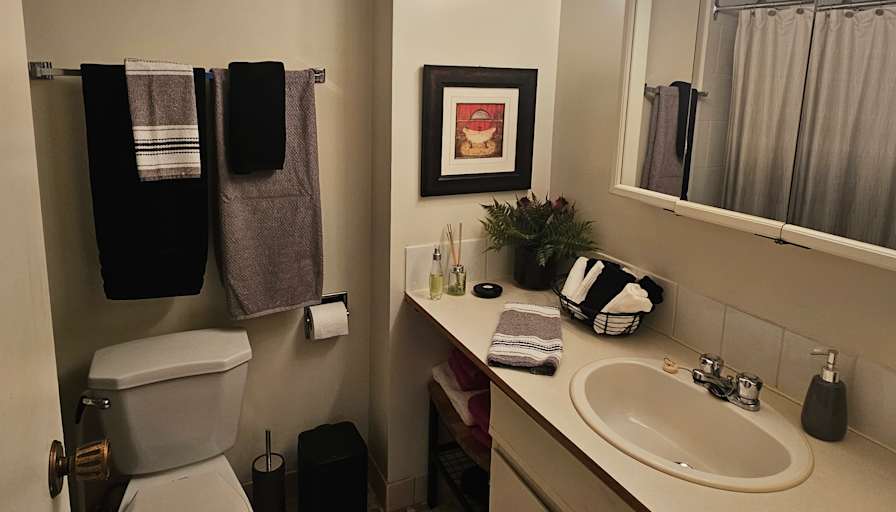 Gayle's room