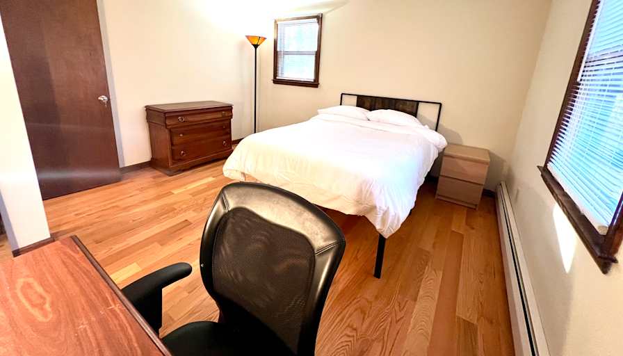 Raymond Franz's room