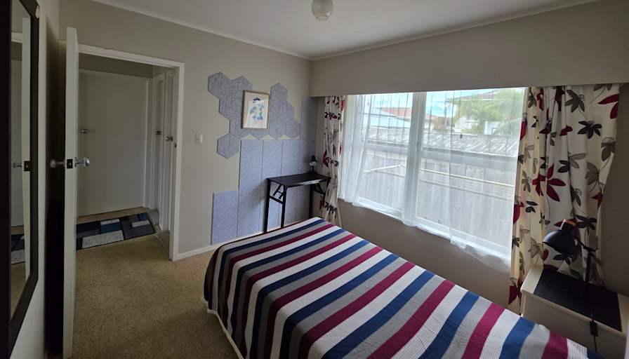 Laureano's room