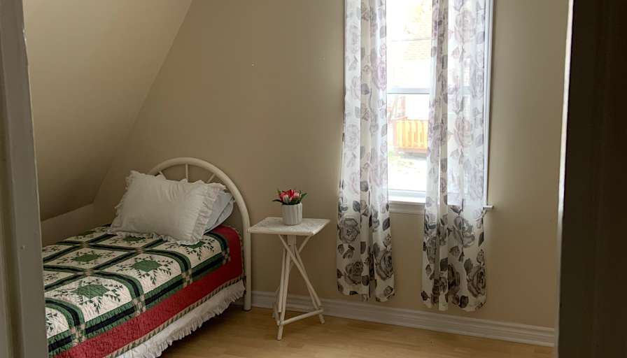 Kimberly Colbourne's room