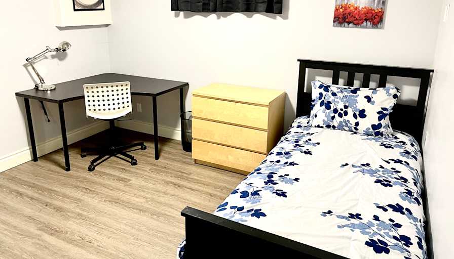 Rachid's room