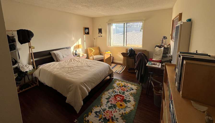 Sara's room