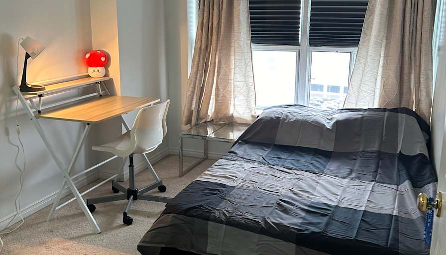 Armie's room