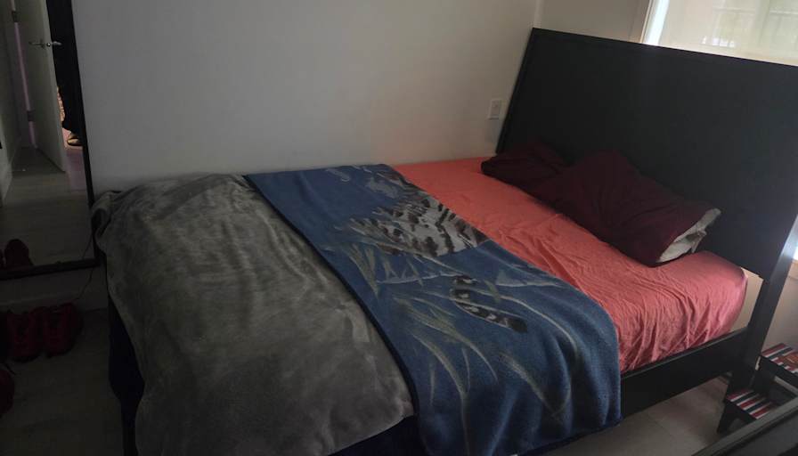 Eddy's room