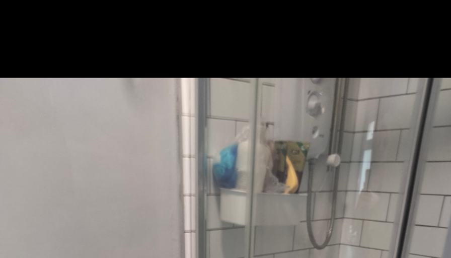 Synthiea Doolan's room
