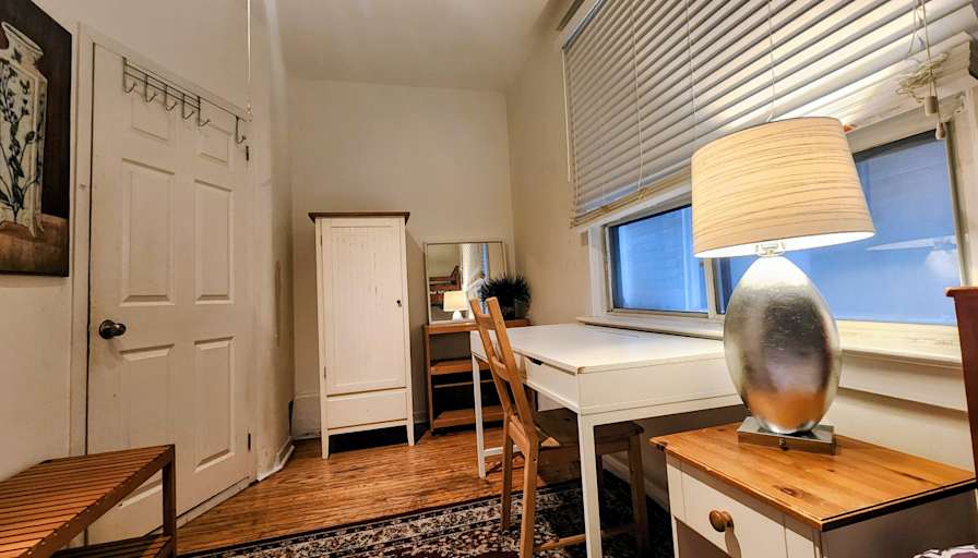 Laure's room