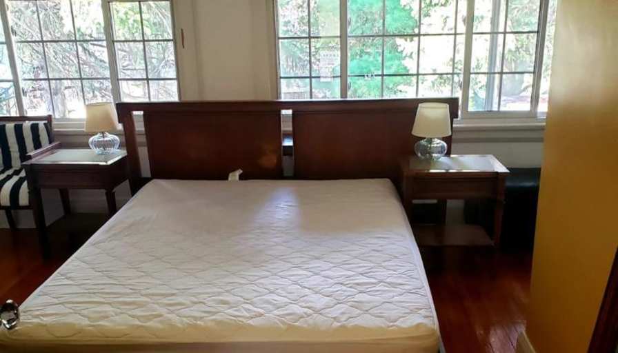 Andrea's room