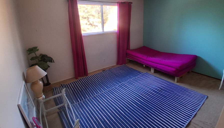 Zen's room
