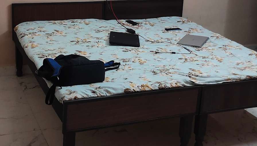 RICHA CHAUDAHRY's room