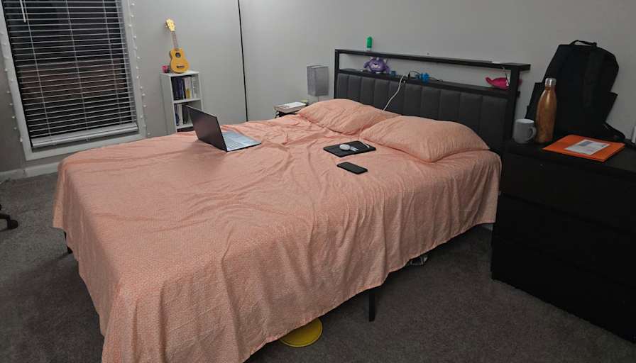Himanshu's room