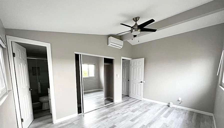 Jenna's room