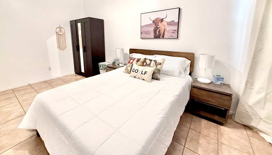 Jenni's room