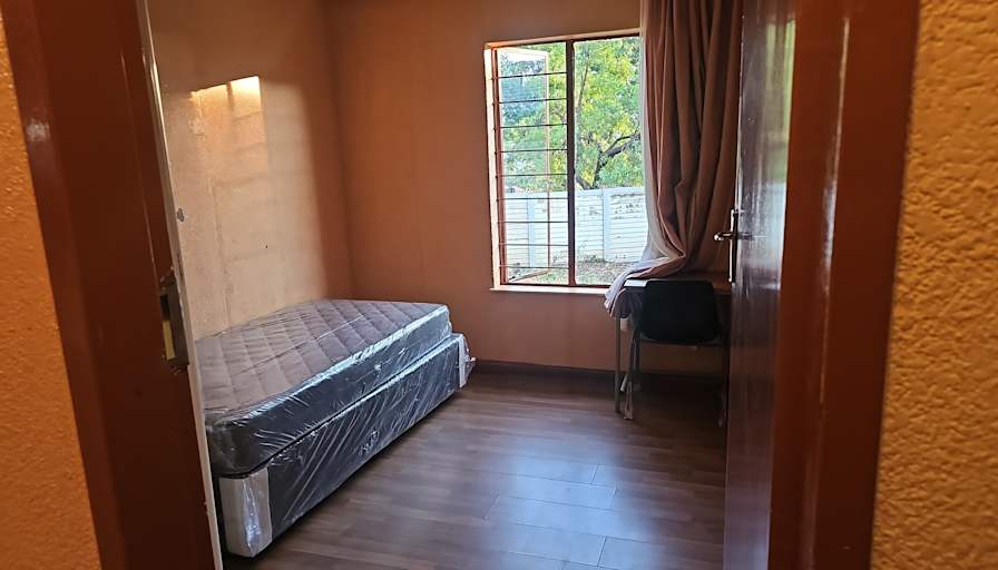 Kefiloe's room
