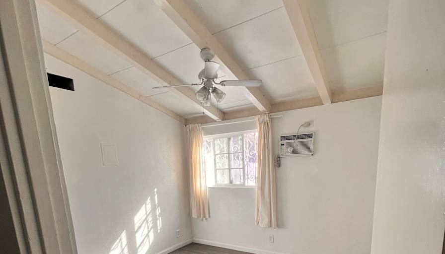 Erik's room