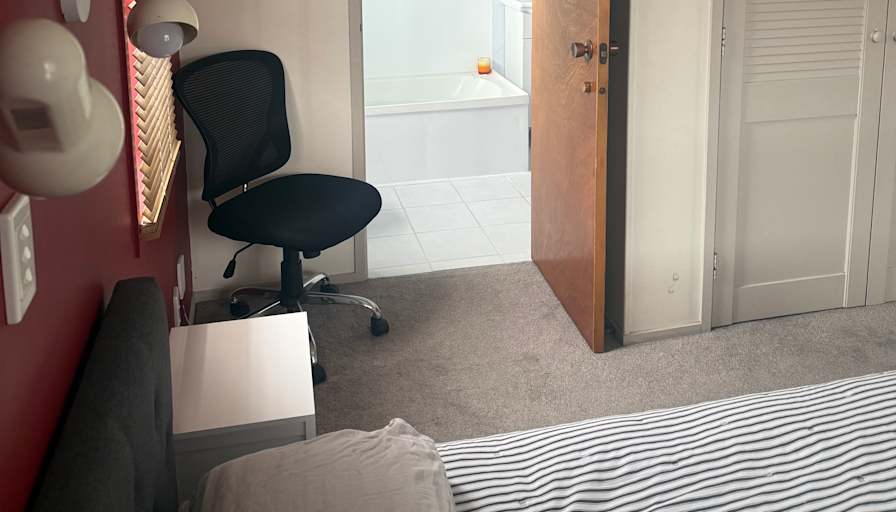 Jacques's room