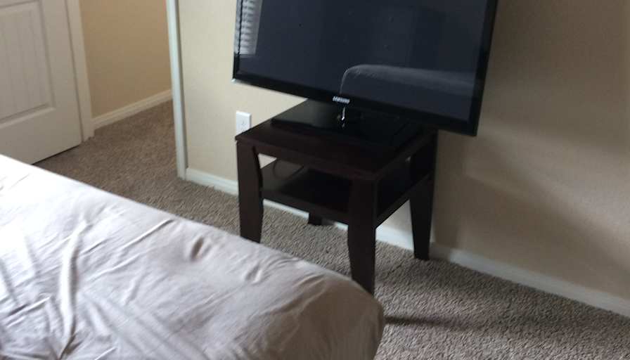 Lester's room