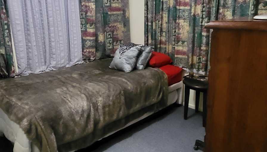 Tarnz Ellen's room