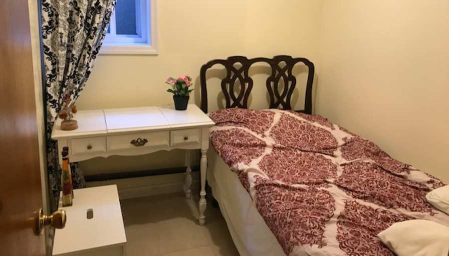 Chris and Yulan's room