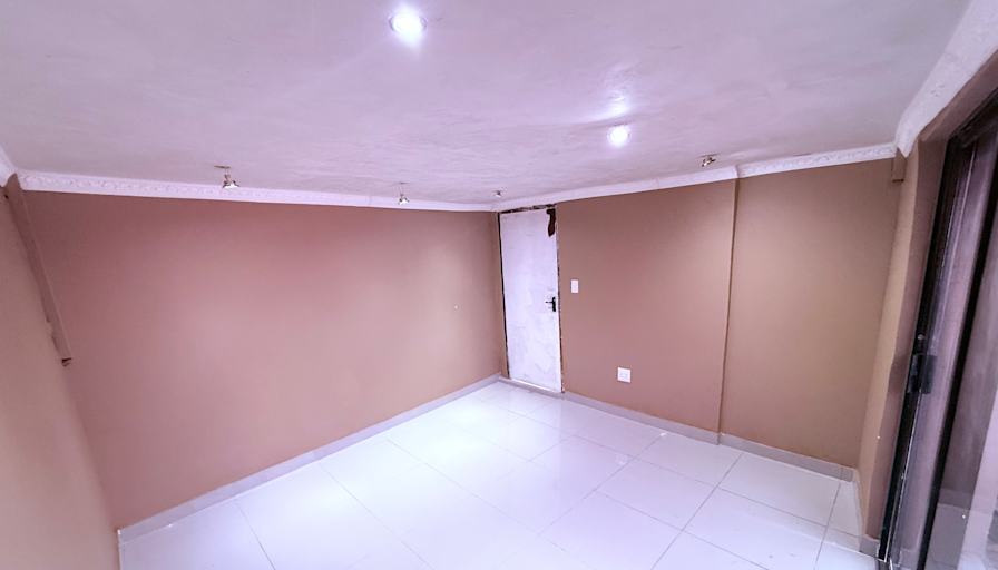 Vicky's room